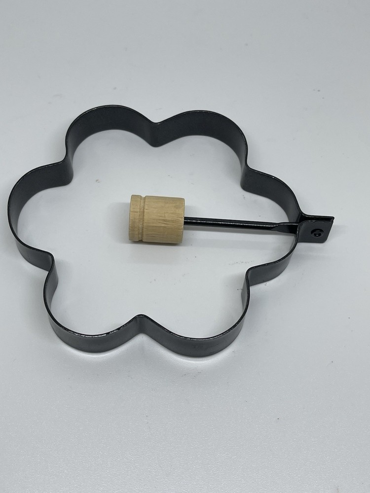 Flower Shaped Egg Mold/Pancake Mold