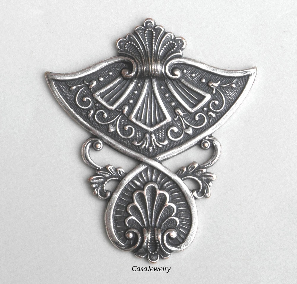 #3160 ANTIQUED .925 STERLING SILVER PLATED CELTIC SHIELD COMPONENT - 1 Pc