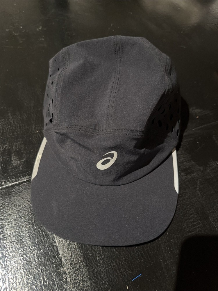 ASICS PERFORMANCE RUNNING CAP Black Size: M/L Men