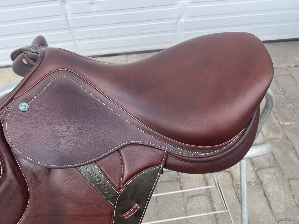 Crosby Monoflap 17.5” Covered Leather Event Saddle