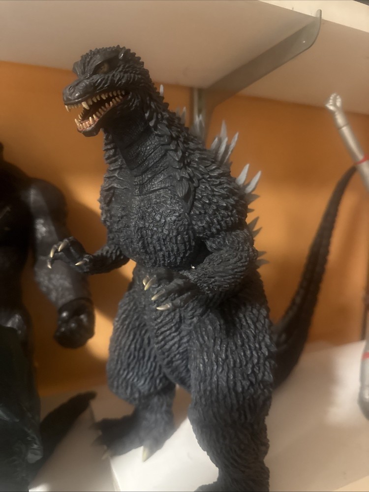 Godzilla 2002 (Standard Version) Toho Monster Series X Plus 10.6 In Figure