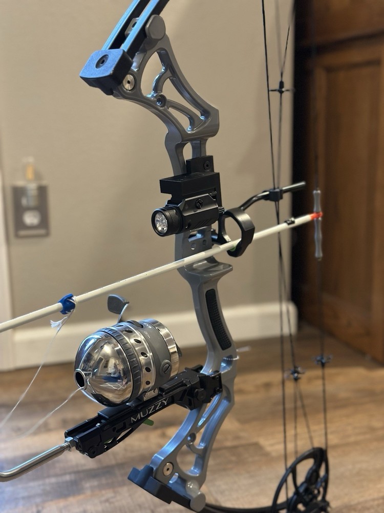 Picatinny Rail Bow Mount