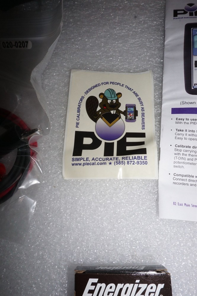 PIE 520B-K Thermocouple Calibrator, Single Source for K type Thermocouples