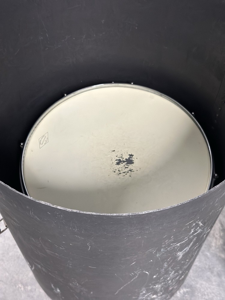 Vintage fiberboard tom case