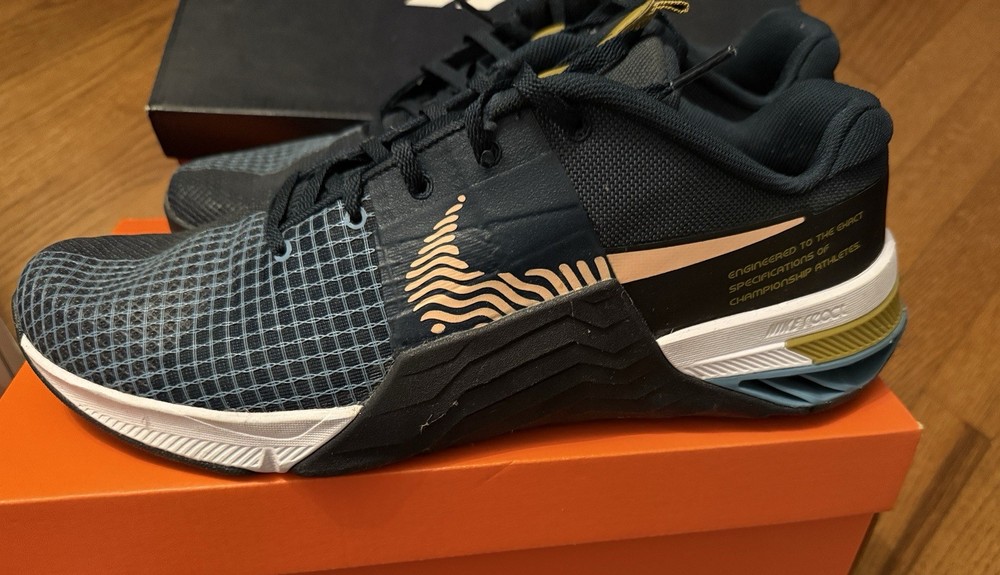 Nike Metcon 8 Training Shoes Black/Gold