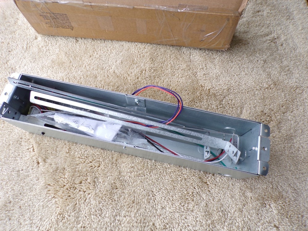 Hubbell Dual Lite Liteforms Universal Exit Light Mounting Kit Model URK @hS