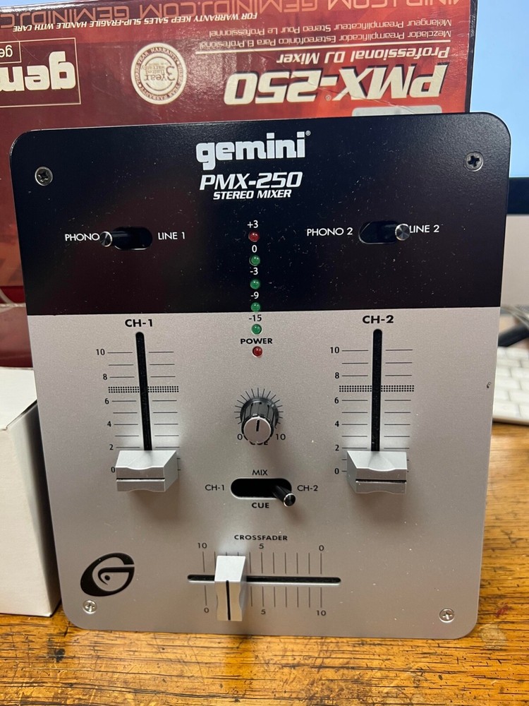 Gemini PMX-250 DJ Stereo Mixer