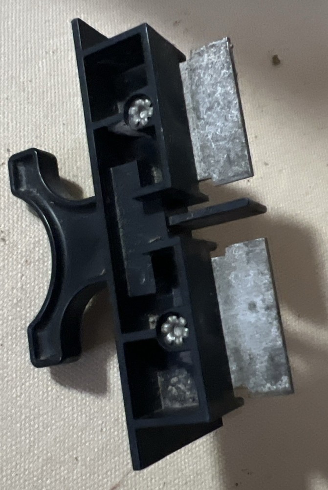 Pullout for A/C Disconnect