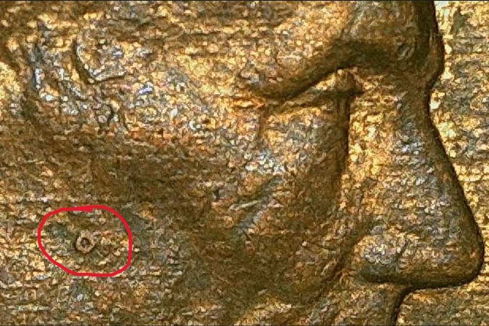 1989 P Penny Rev Embedded Strike Thru