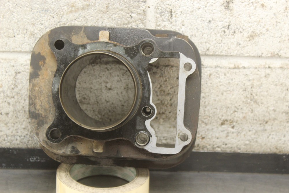 1984 Yamaha XT250 OEM ENGINE MOTOR CYLINDER BORE JUG & PISTON E106