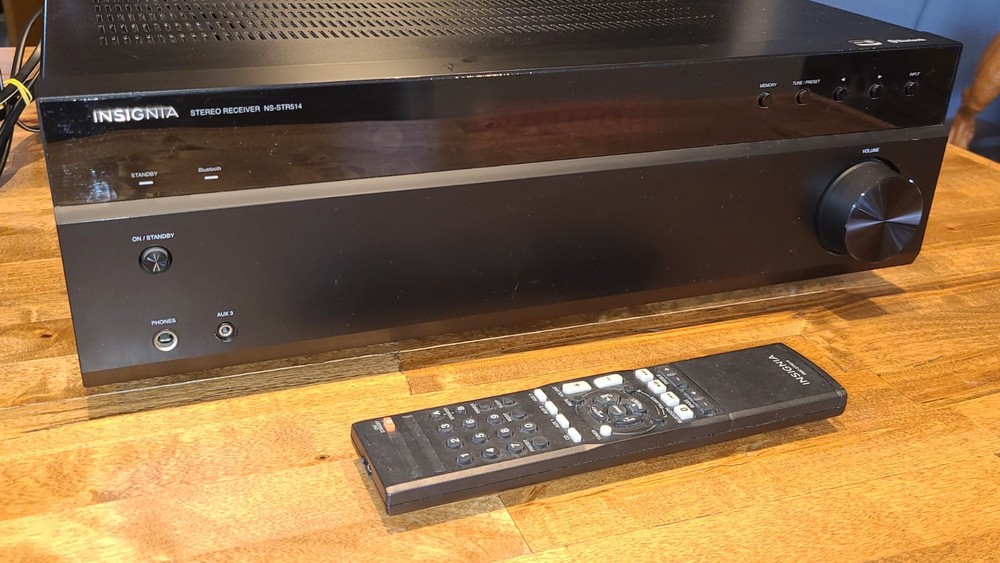 Insignia NS-STR514 Bluetooth Stereo Receiver w/ remote bundle Tested & Working!