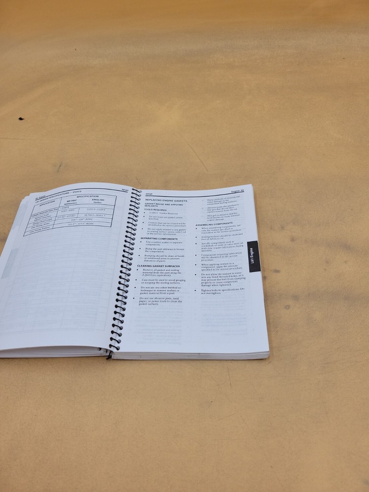 2000 SATURN L SERIES QUICK REFERENCE SPECIFICATIONS GUIDE MANUAL BOOK