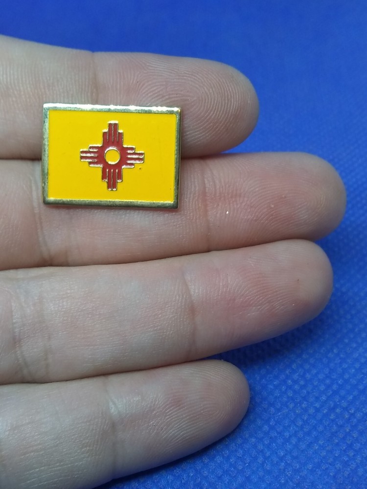 New Mexico State Flag Pin