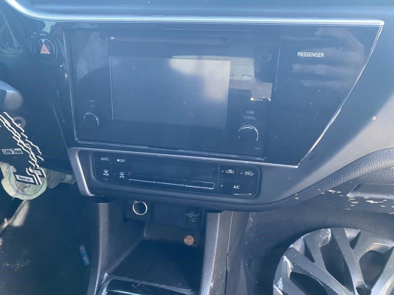 COROLLA 2017 Armrest/ front console 27849