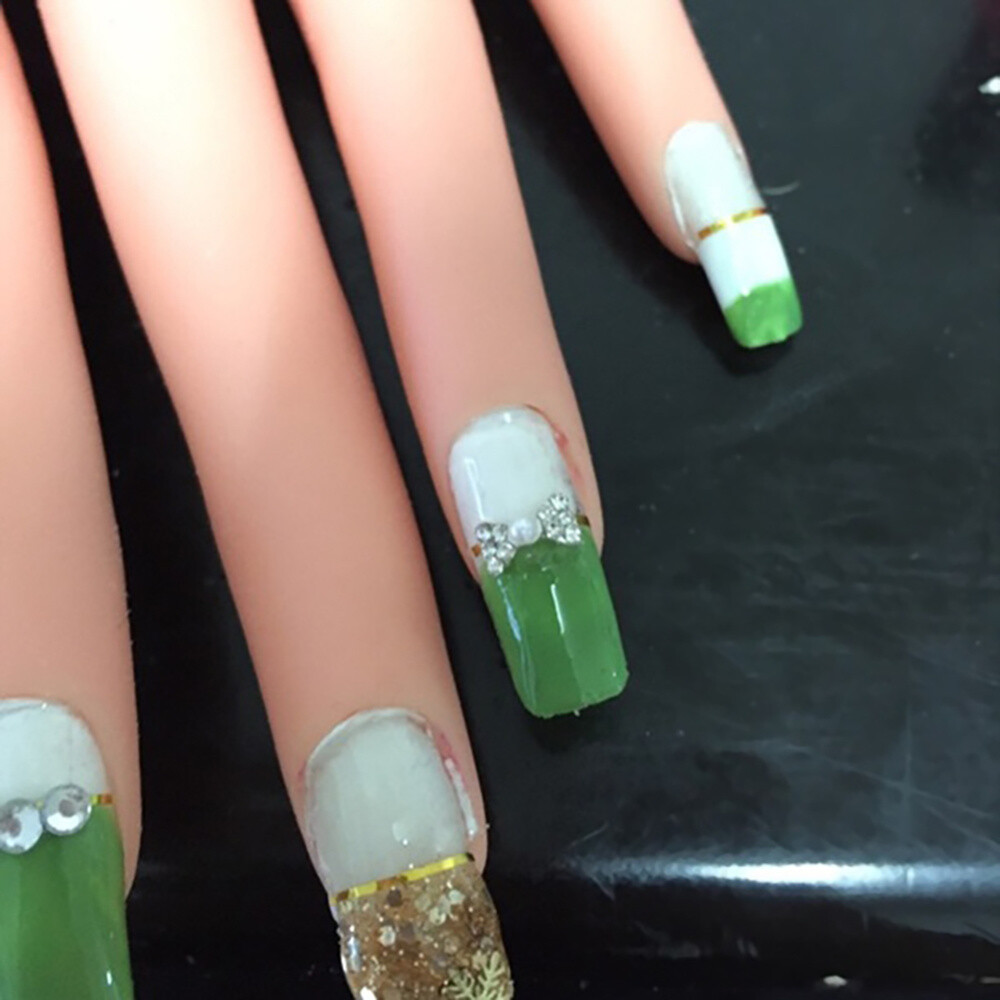 Beginner Nail Practice Hand Nail Manicure Mannequin Training Hand Left Hand