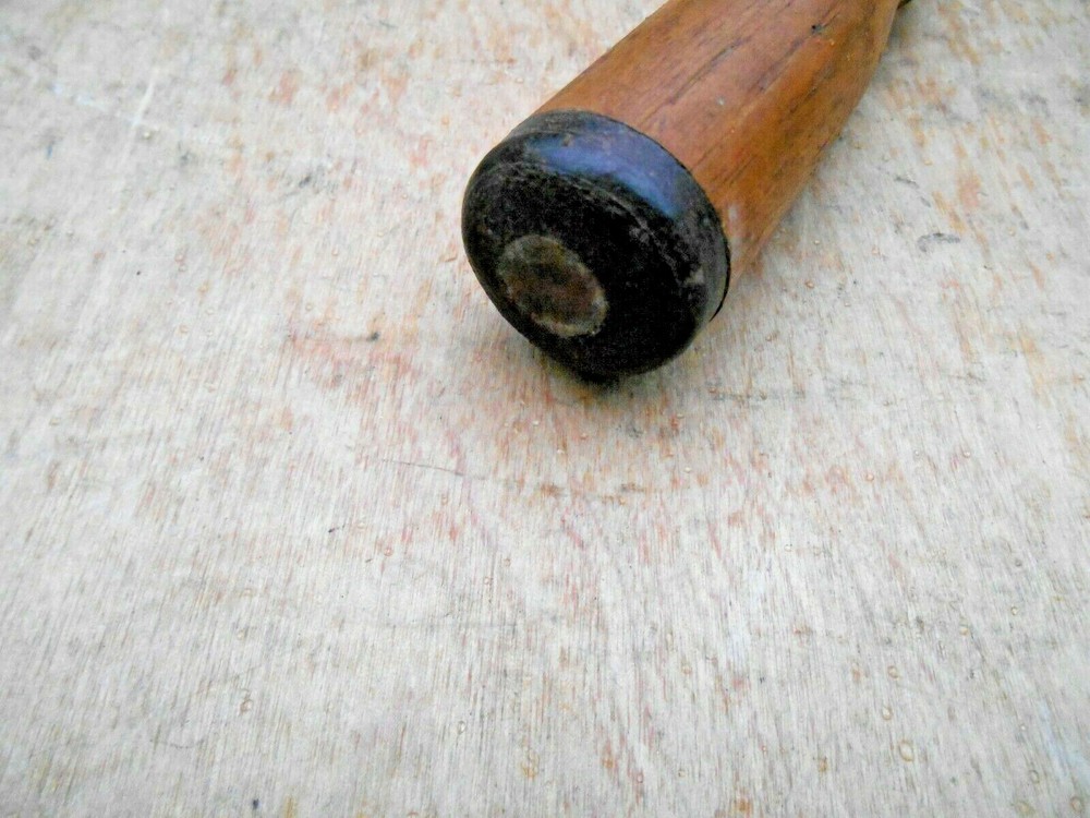 STANLEY 1/2" BEVEL EDGE SOCKET CHISEL