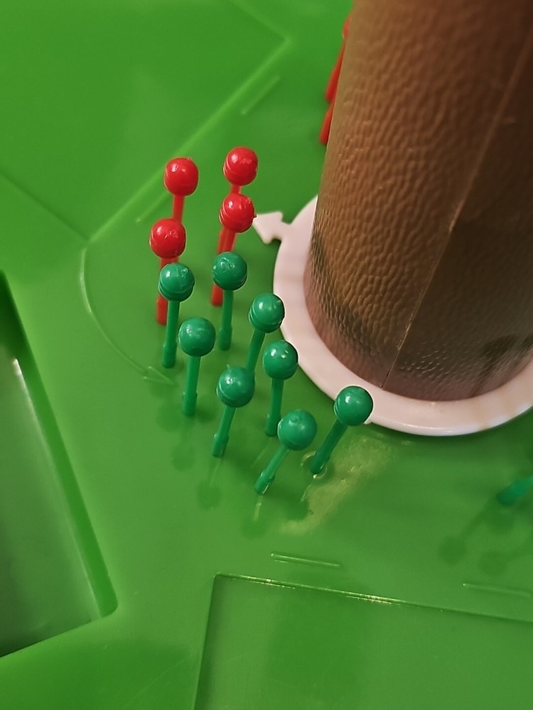1968 VINTAGE Huff 'N Puff Board Game - Schaper Complete?