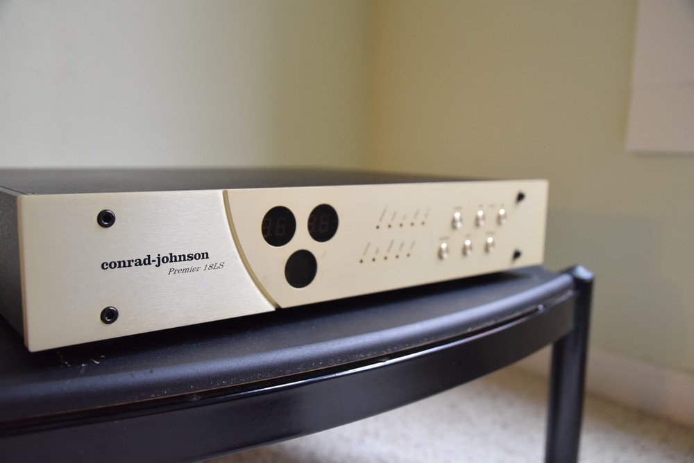 Conrad Johnson Premier 18LS Solid-State Line Stage Preamplifier