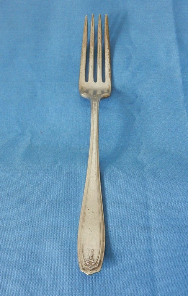 1881 Rogers Oneida Silverplate 1919 Chippendale Adair  Fork