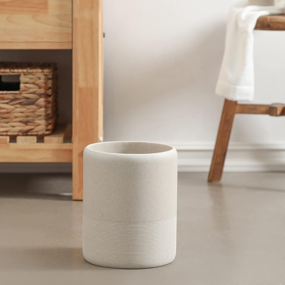QL Designs Polyresin Wastebasket, Garbage Receptacle Bin