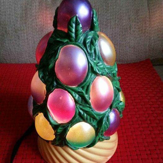 Cheyenne Easter Egg Tree Lamp Light Bush 8.5" Tall 5" Wide On/Off Switch Unique