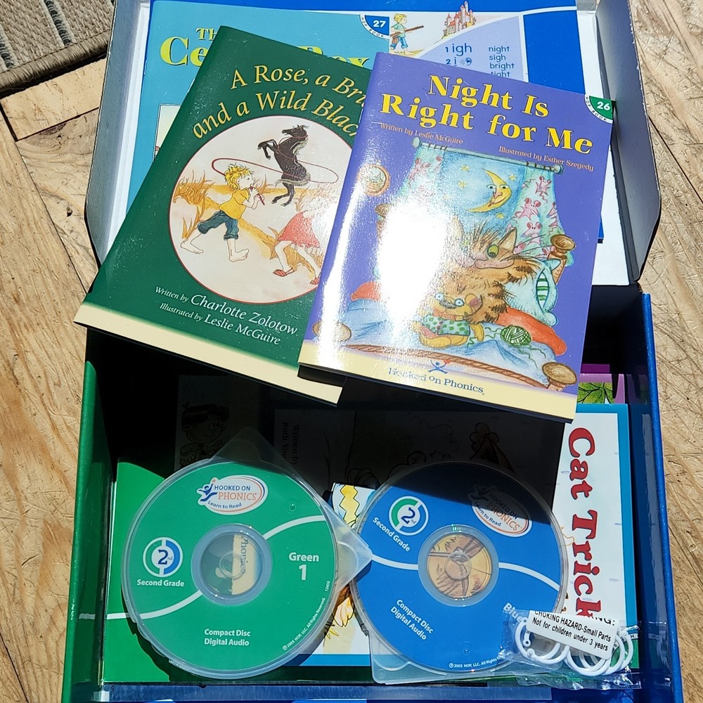 Hooked on Phonics Second Grade Reading Set Books Workbooks Flash Cards CDs