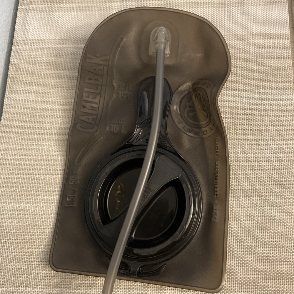 CAMELBAK HydroBak 1.5L/ 50oz Hydration Pack Black Backpack