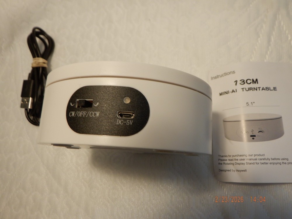 RotatingDisplay Turntable. Runs on USB cord or 3 AA Batteries.