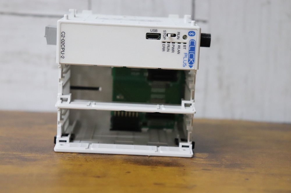 AUTOMATION DIRECT Click Plus PLC C2-02CPU-2
