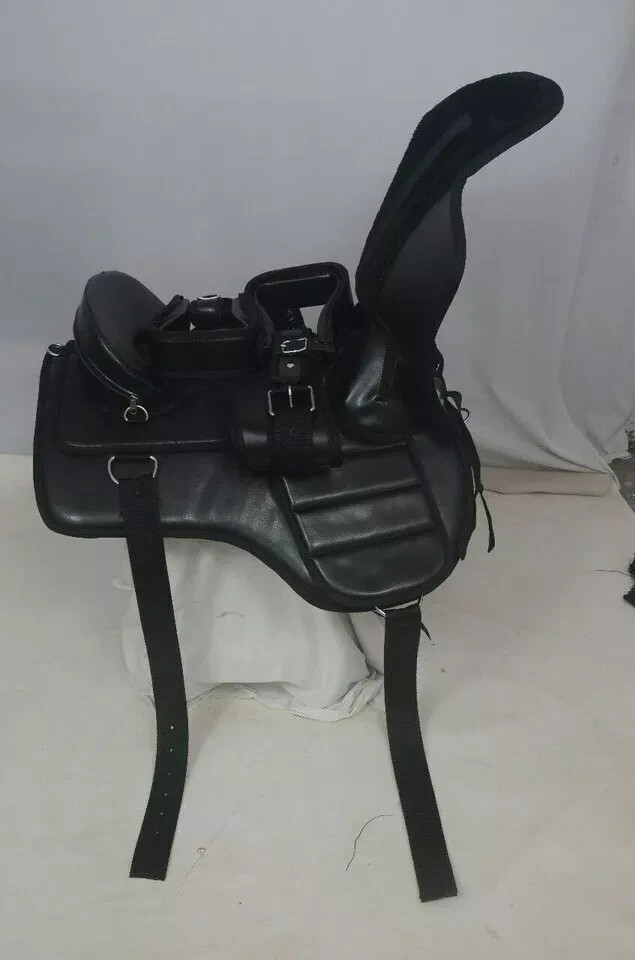Western style Synthetic Treeless Saddle with Extra Panel (Size 15")