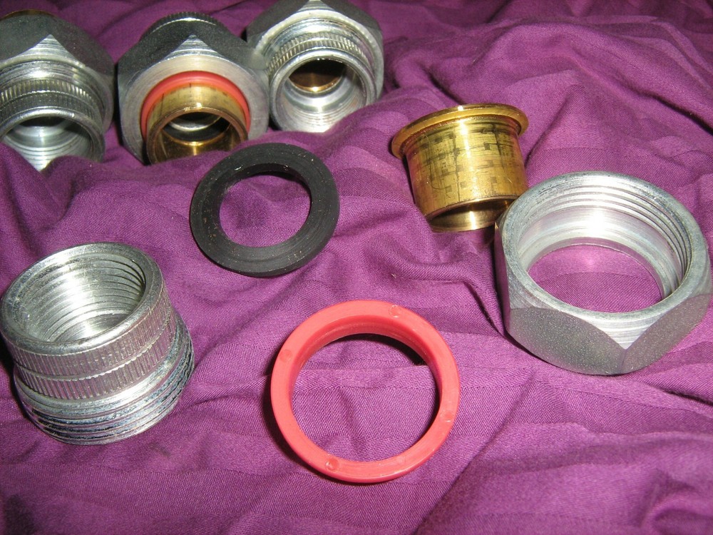 LOT OF (4) EPCO Di-Electric Union 3/4" Sweat X 3/4" Pipe New Condition Surplus