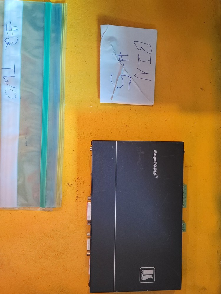 Kramer SID-X1 - Step in Commander - HDMI, DP, DVI, VGA - Grey