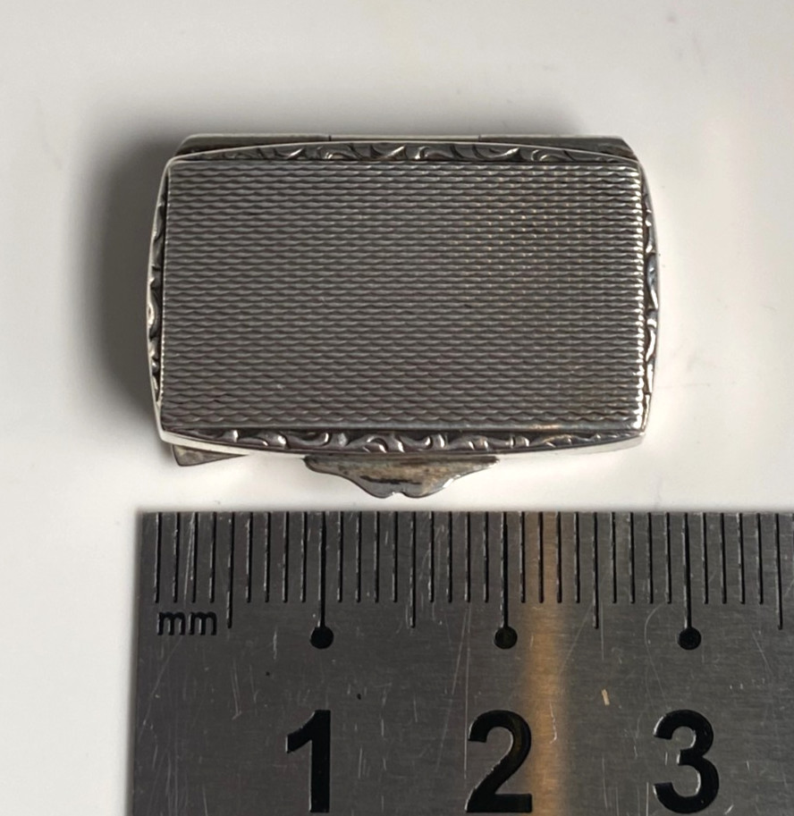 Antique c1910 Solid Silver 935 Engine Turned Pill Box Scrolling Foliage Border