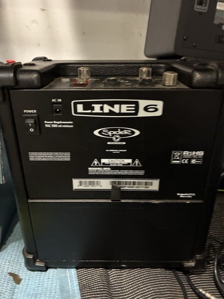 line 6 micro spider Amp With Pedal
