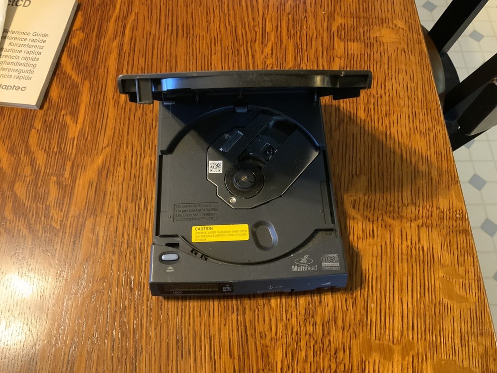 hp cd-writer plus m820e w/Adaptec Software