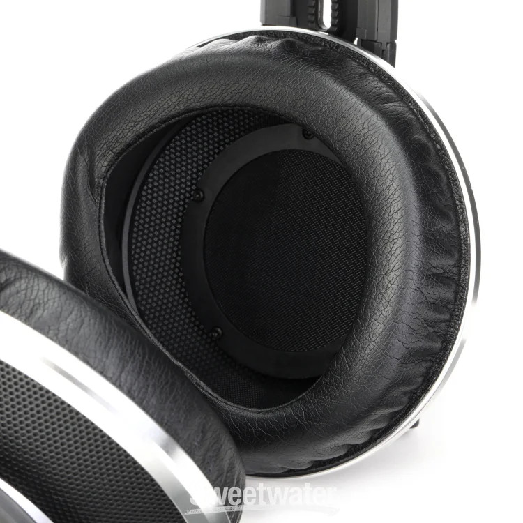 AKG K812 Open-back Reference Headphones