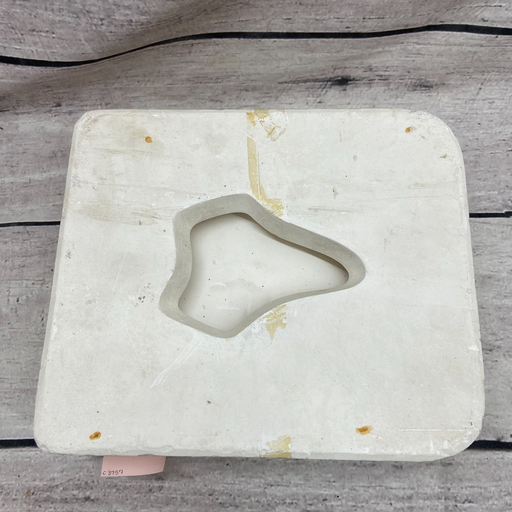 Holland Ceramic Casting Mold #H-412