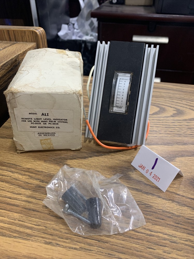 Hunt Electronics Model ALI Remote Light Level Indicator