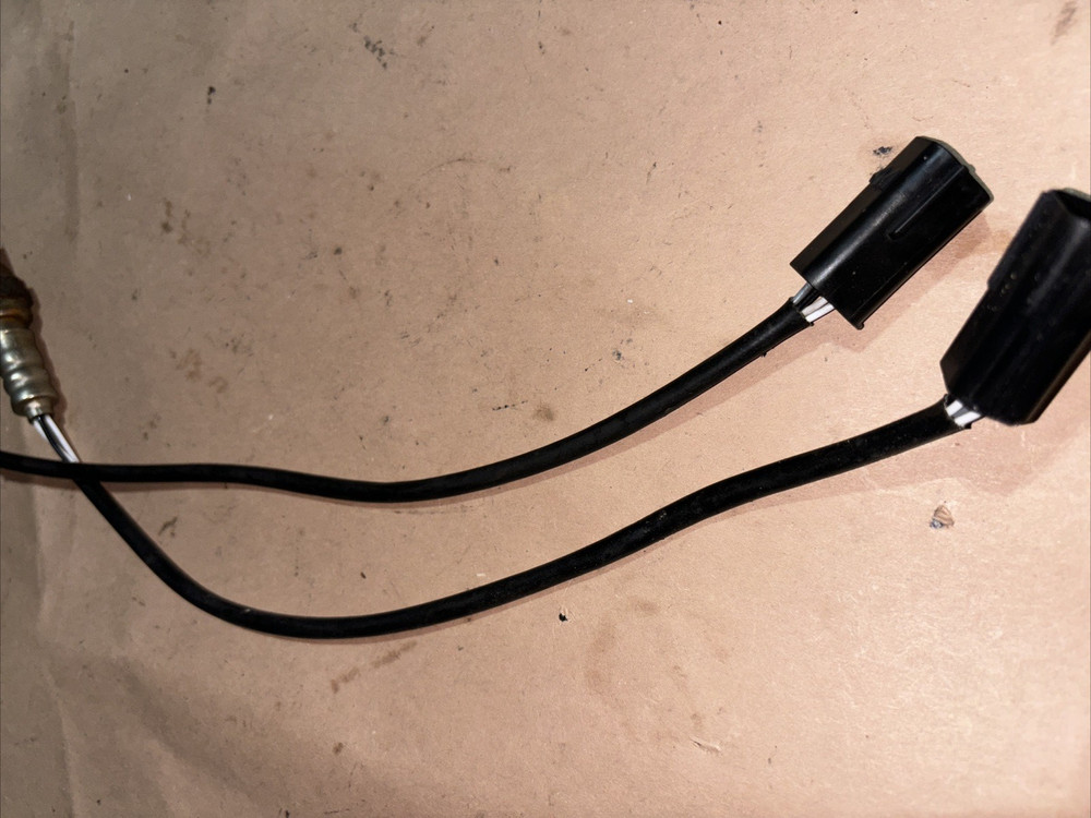DUCATI HYPERMOTARD 796 GENUINE OEM O2 LAMBDA s OXYGEN SENSOR s