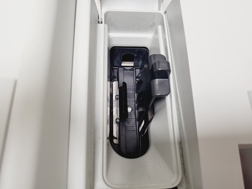 Thermo Scientific Evolution 220 UV-Visible Spectrophotometer