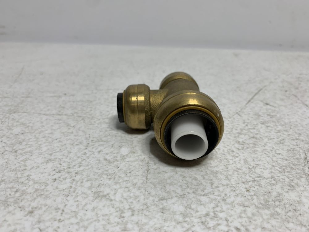EPC 1061 Reducing Tee 3/4" x 1/2" Push-Fit