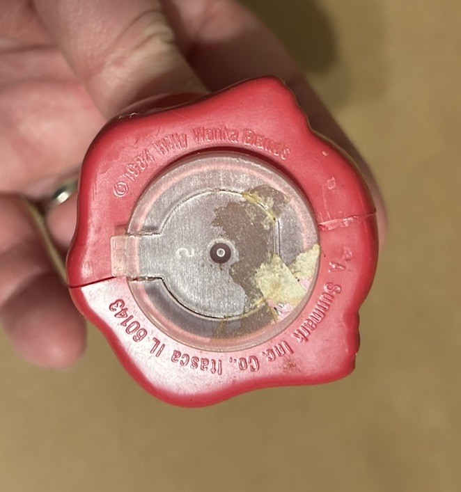Vintage 1984 NERDS Willy Wonka Empty Plastic Candy Container Red
