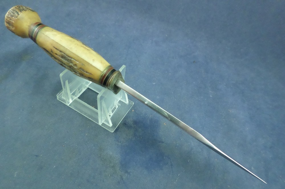 Vintage Marbles Gladstone Knife with Sheath