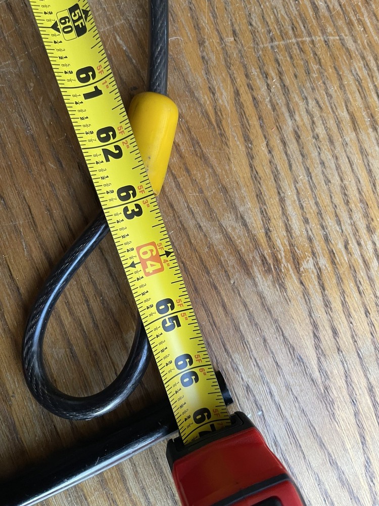 Cable and combination lock 5ft for bicycle Excellent condition