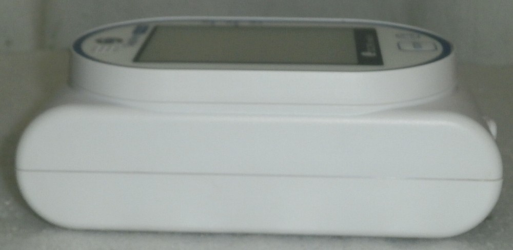 QCORE Sapphire multi therapy pump w/ accessories (has bad battery) (No Tariffs)