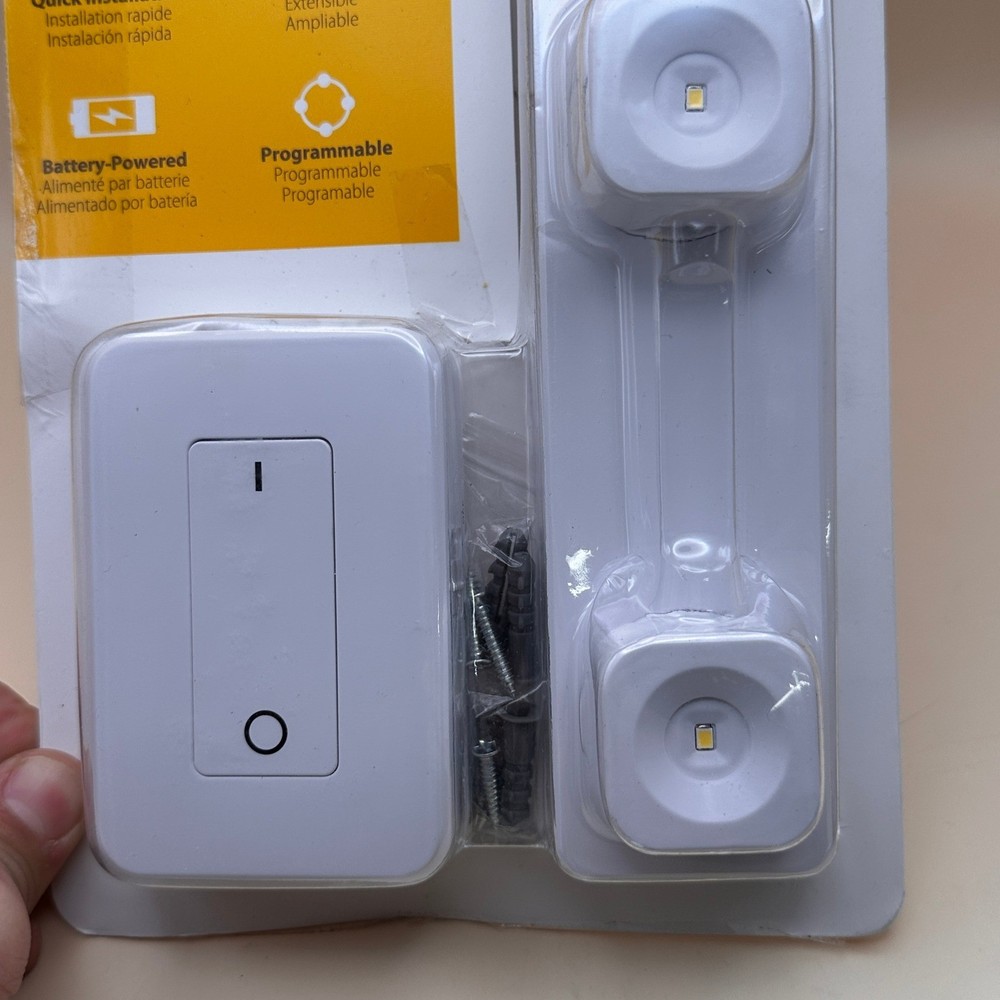 LIGHT IT! 30036-308 Wireless Remote Controlled LED Fastrack Set, White