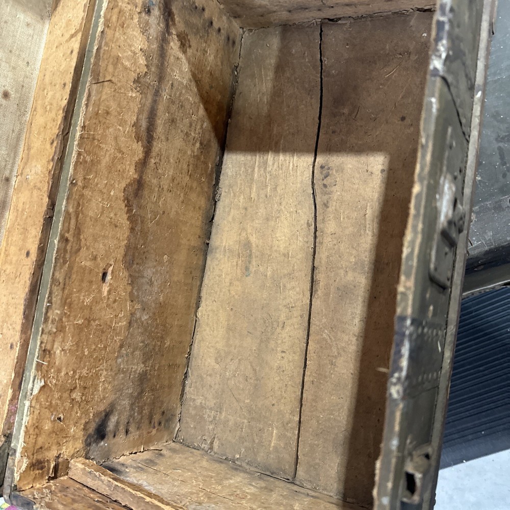 Small Antique Flat Top Steamer Trunk - 16"L