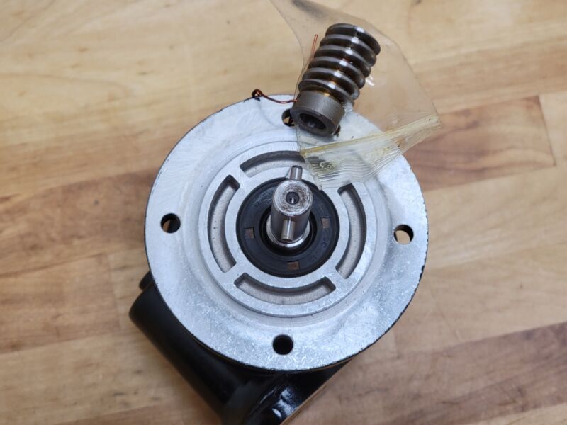 Getriebe Gear Gearbox Typ E31 , 900 Ncm