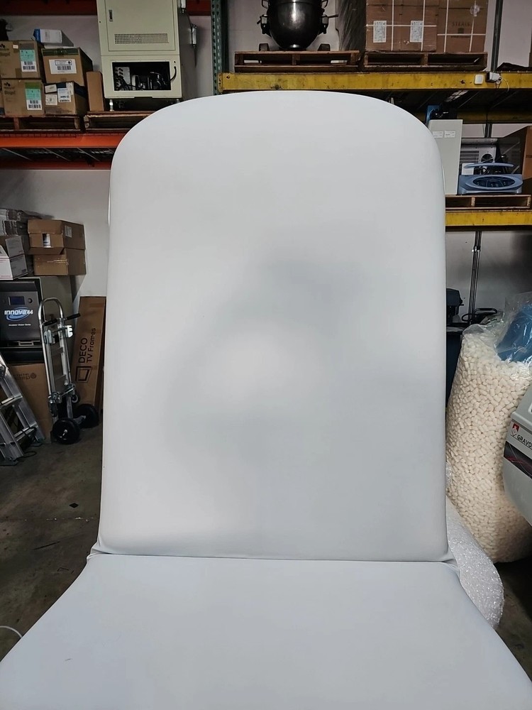 2018 Midmark Ritter 224 Exam Table WHITE 224-002