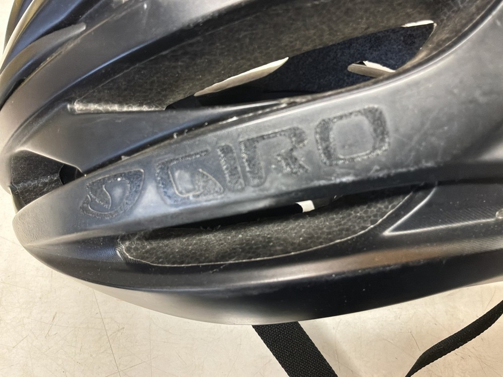 Bicycle Helmet L - Black Giro